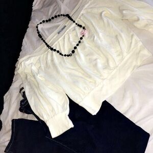 Off the shoulder sweater ❤️